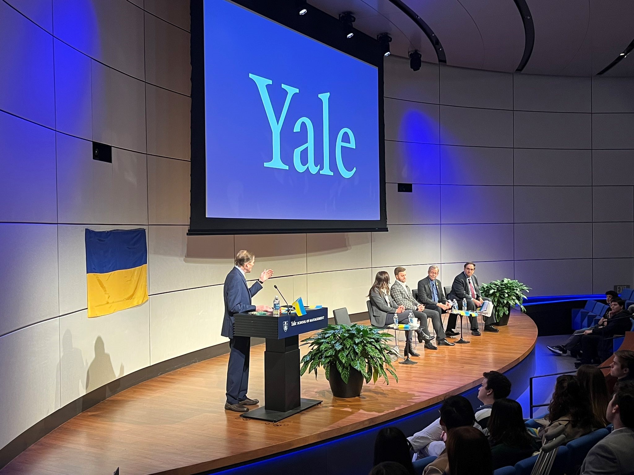 Blumenthal hosted a town hall with a panel of local experts and the deputy mayor of Kyiv to discuss the path forward and take questions from the Ukrainian American community to mark the one-year anniversary of the war in Ukraine.